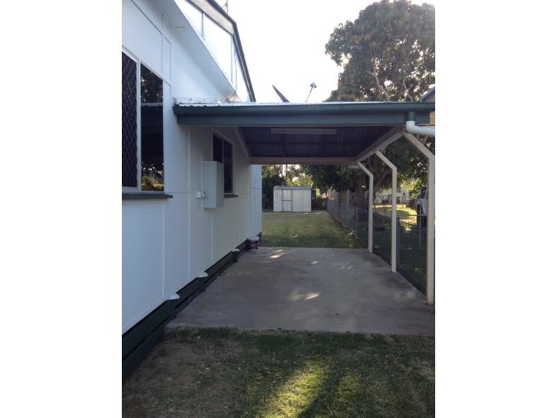 273 Hook Street, Berserker QLD 4701